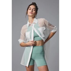 Alo Sheer Effusion‎ Button Down Long Sleeve in White size large